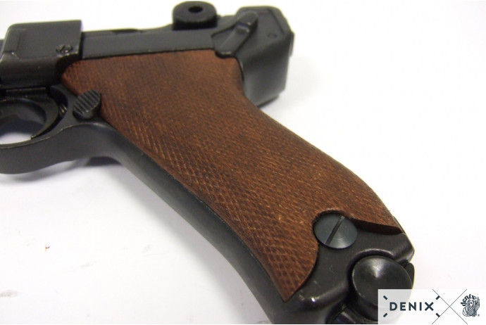 Replika Luger P08 na tablo Denix model M-1145+TM+35
