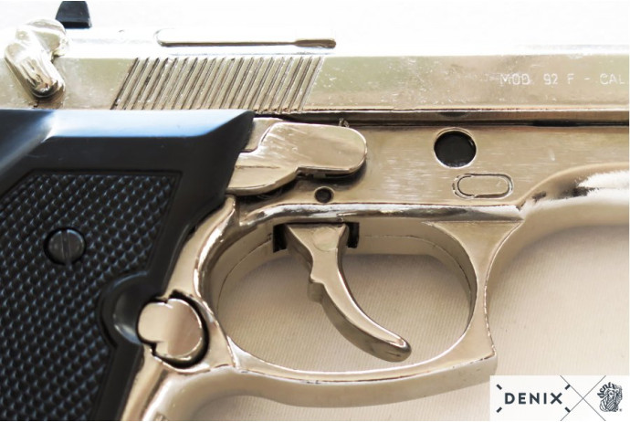Replika Beretta 92 na tablo Denix model 1254NQ+TM+35
