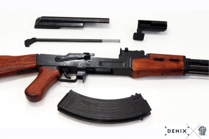 Replika karabinu ak-47, ZSRR 1947r na tablo Denix model 1086+TD+35