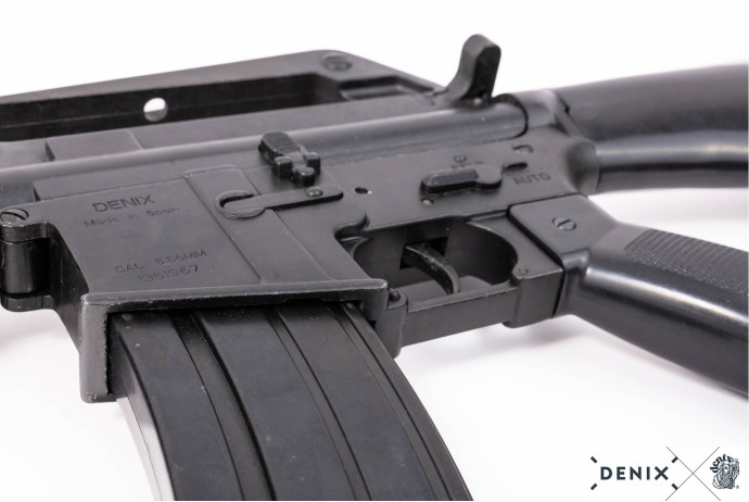 Replika m16a1 karabin szturmowy z pasem - Wietnam Denix model 9133