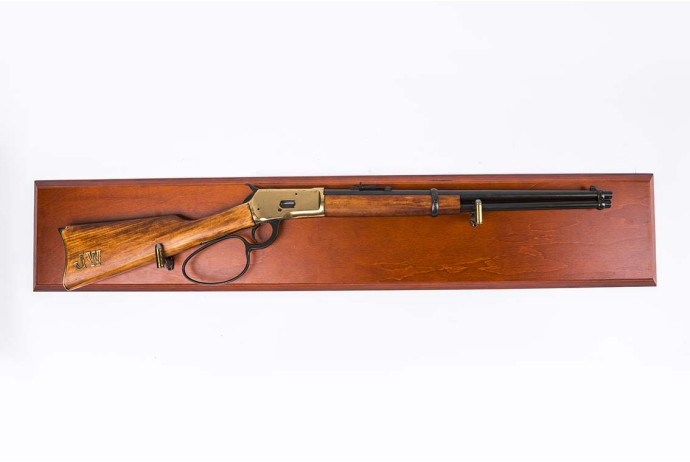 Replika karabin winchester na tablo Denix model 1069+T+35