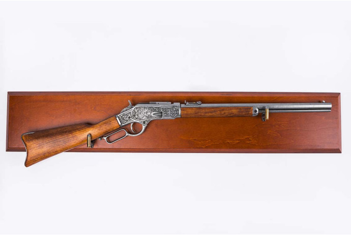 Replika winchester "73" na tablo Denix model 1253G+T+35