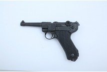 Replika Luger P08 na tablo Denix model 1143+TM+35
