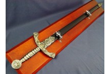 Replika miecz templariuszy na tablo Denix model 4163N+T