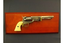 REPLIKA REWOLWER KAWALERII USA, S.Colt NA TABLO DENIX MODEL 1040B+TM+35