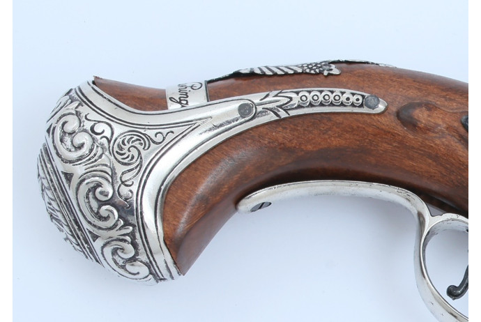 replika pistoletu gen. washingtona na stojaku denix model 1228+800