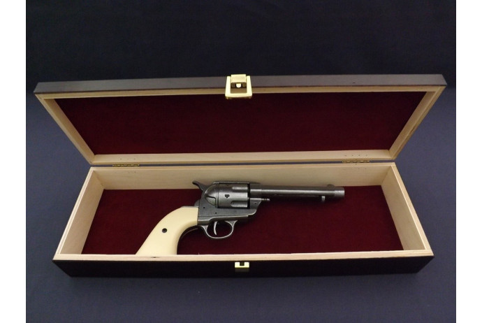REPLIKA REWOLWER PEACEMAKER S.COLT W PUDEŁKU DENIX MODEL 1150G+P01