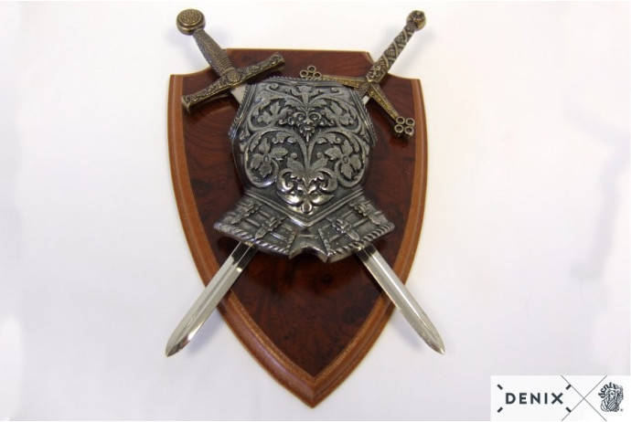 tarcza z półpancerzem i dwoma mieczami denix model 506