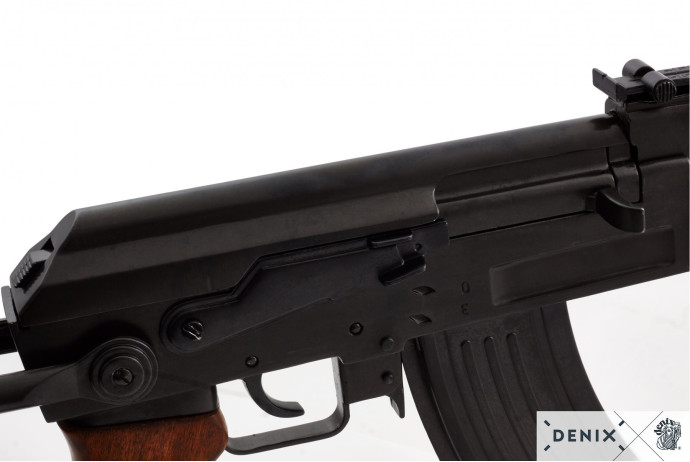 Replika rosyjski karabin maszynowy ak-47 na tablo Denix model 1097+TD+34