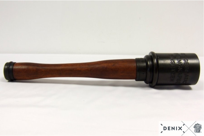 Replika niemiecki granat M-24, 1915r Denix model 737