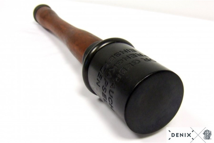 Replika niemiecki granat M-24, 1915r Denix model 737