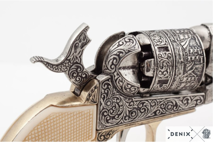 Replika rewolwer kawalerii usa na stojaku denix model 1040B+801