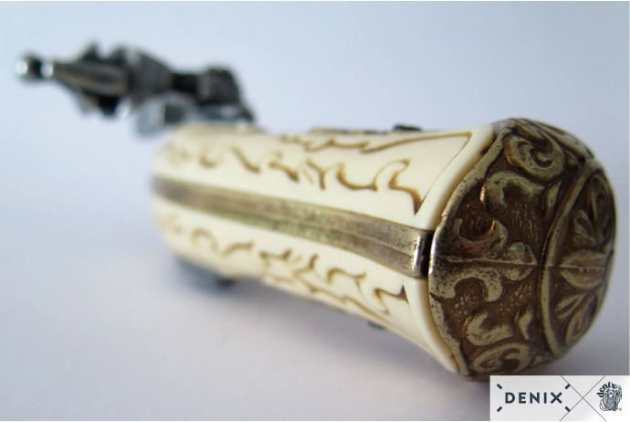 replika czterolufowego pistoletu w pudełku denix model 1310+P01